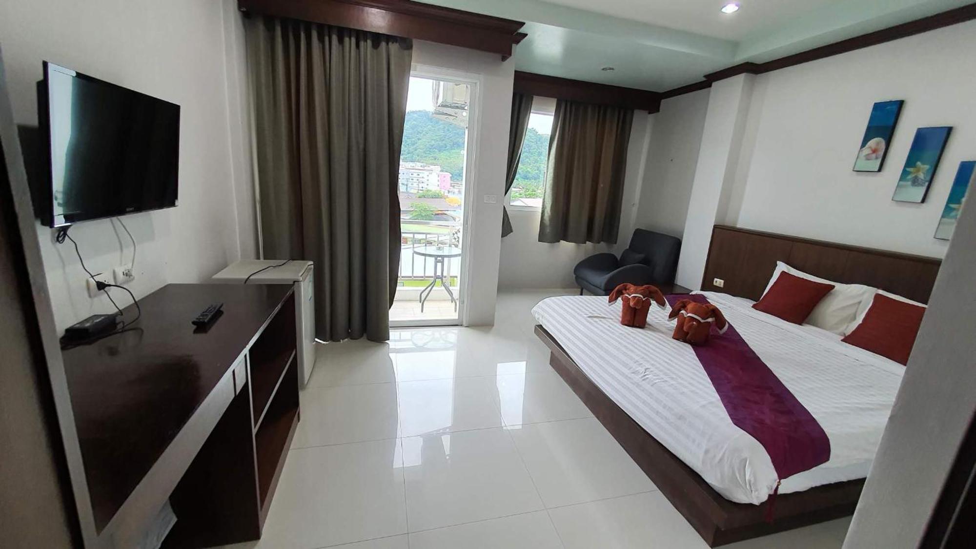 Hotel 水果天堂旅馆 Patong Exterior foto